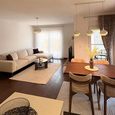 Alma Apartman *